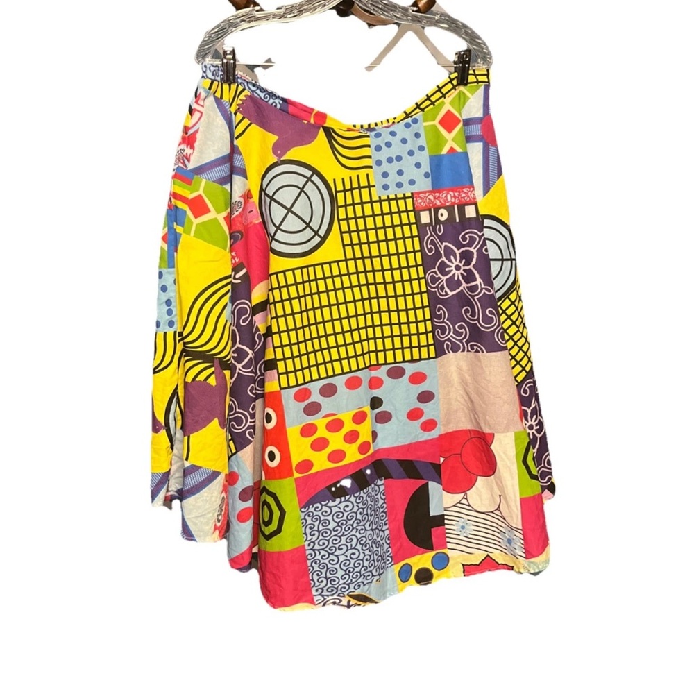 AKIRA Colorful Artsy Patterned Skirt Size XL 26” Length